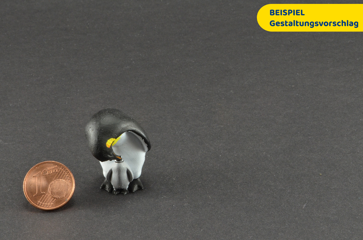 Pinguin füttert Junges
